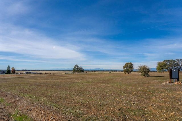 21756 Los Altos Drive, Palo Cedro, CA 96073