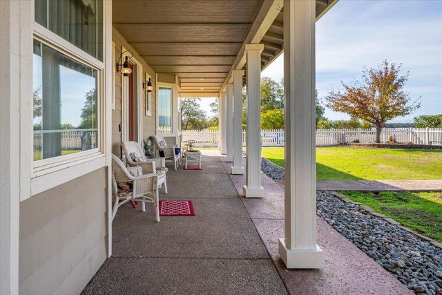 21756 Los Altos Drive, Palo Cedro, CA 96073