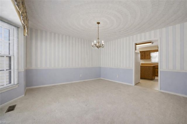 5325 Stewart CT, Virginia Beach, VA 23464