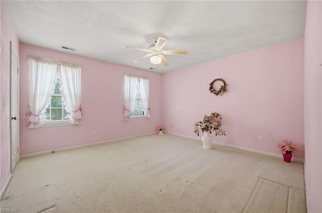 5325 Stewart CT, Virginia Beach, VA 23464