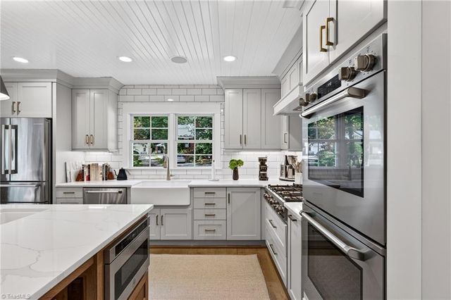 202 Nut Bush Road E, Greensboro, NC 27410