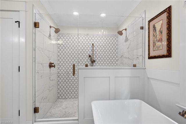 202 Nut Bush Road E, Greensboro, NC 27410