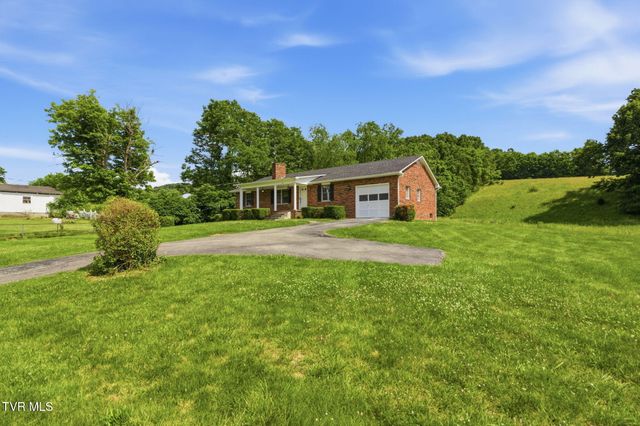 122 East Carters Valley Road, Kingsport, TN 37665