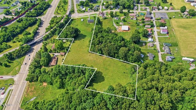 122 East Carters Valley Road, Kingsport, TN 37665