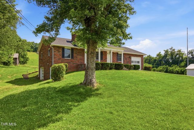 122 East Carters Valley Road, Kingsport, TN 37665