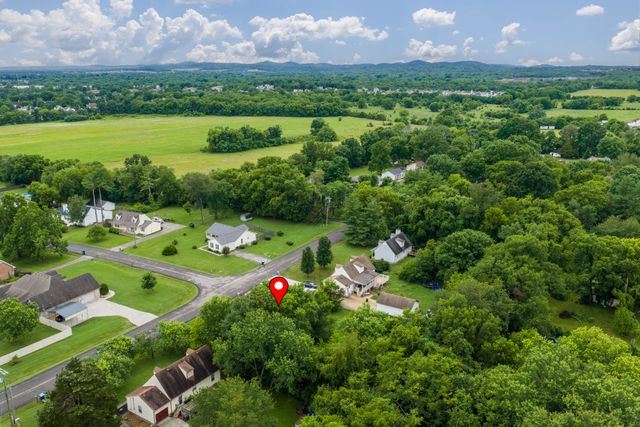 304 Eton Rd, Smyrna, TN 37167
