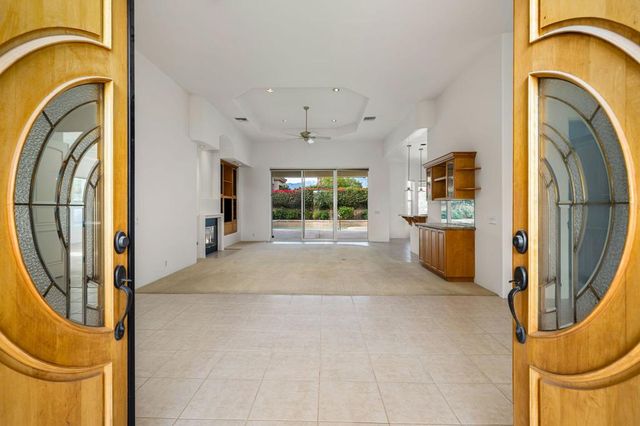 13 Hillcrest Drive, Palm Desert, CA 92260