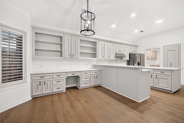 4415 Country Club View, Baytown, TX 77521
