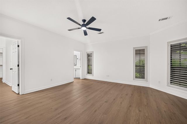 4415 Country Club View, Baytown, TX 77521