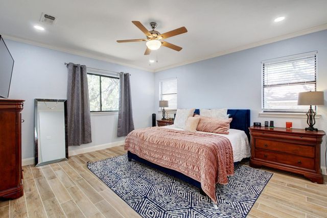 7103 Anaqua DR, Austin, TX 78750