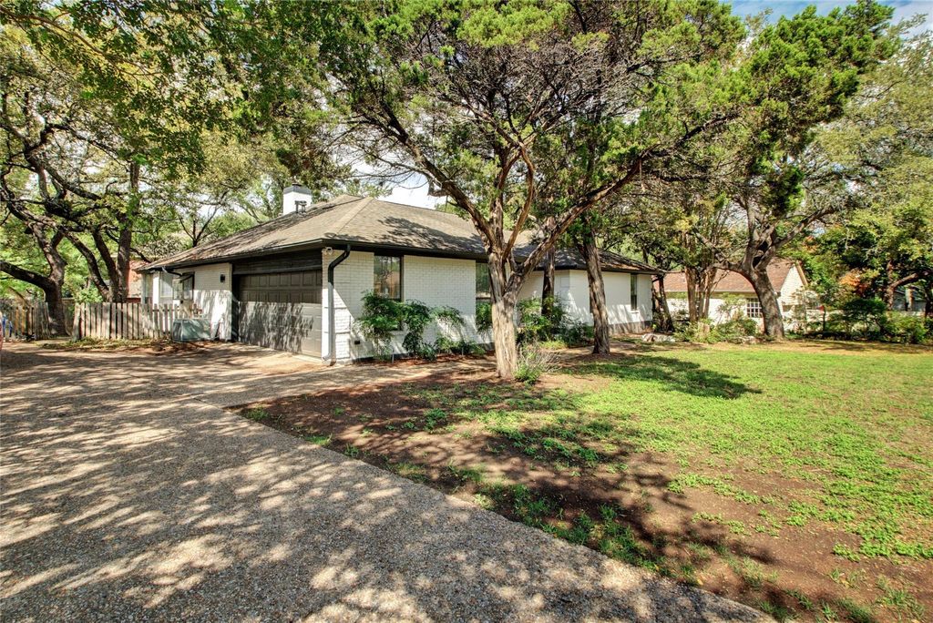 7103 Anaqua DR, Austin, TX 78750