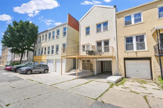 3039 36th Street, Astoria, NY 11103
