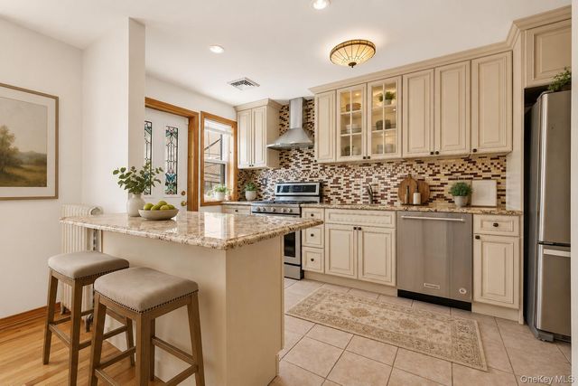 3039 36th Street, Astoria, NY 11103