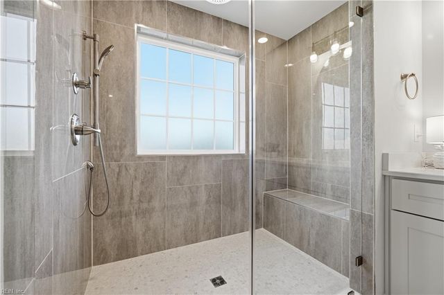 859 Little Bay AVE, Norfolk, VA 23503