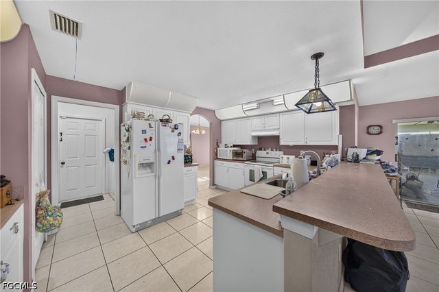 1224 NW 38th AVE, Cape Coral, FL 33993