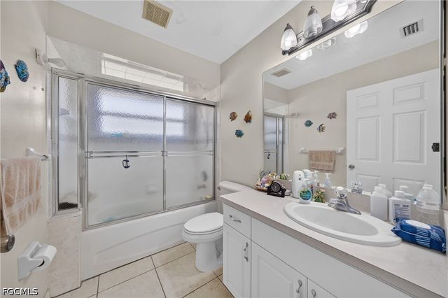 1224 NW 38th AVE, Cape Coral, FL 33993