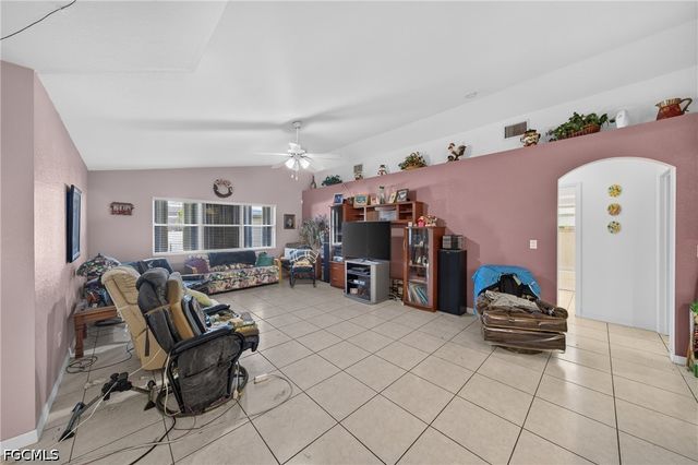 1224 NW 38th AVE, Cape Coral, FL 33993