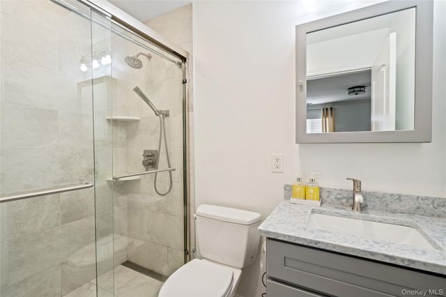 1790 Front Street 28, East Meadow, NY 11554