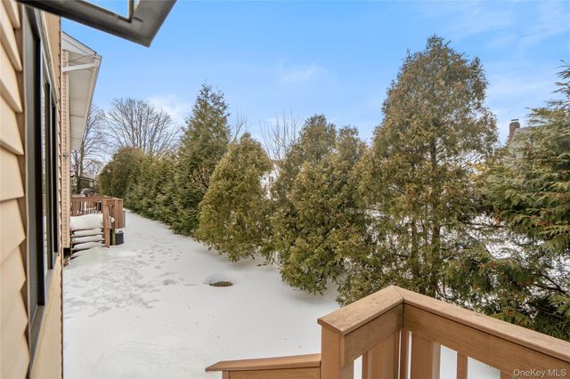 1790 Front Street 28, East Meadow, NY 11554