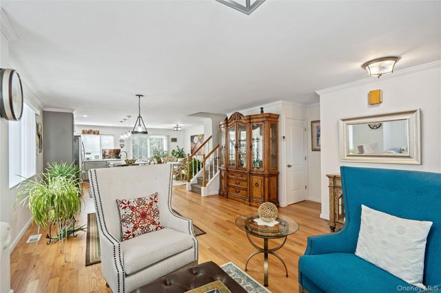 1790 Front Street 28, East Meadow, NY 11554