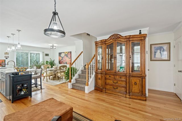 1790 Front Street 28, East Meadow, NY 11554