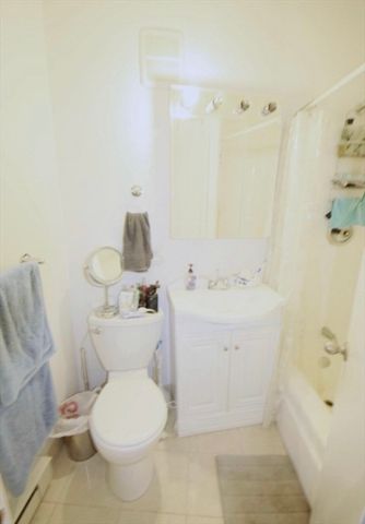 12 Stoneholm St 321, Boston, MA 02115