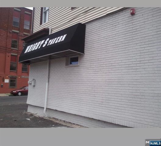 80 Montgomery Street, Paterson, NJ 07501