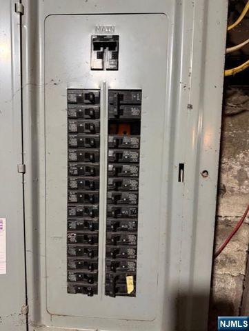 80 Montgomery Street, Paterson, NJ 07501