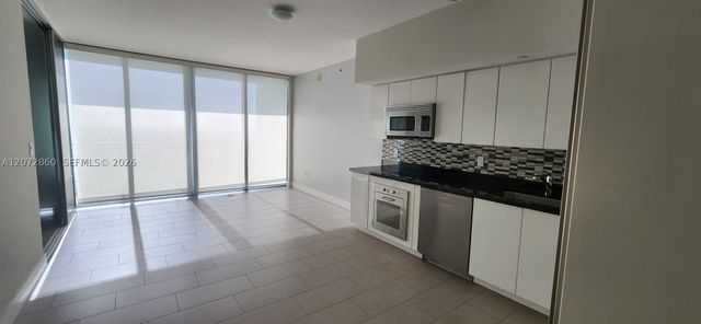 92 SW 3rd St 4308, Miami, FL 33130