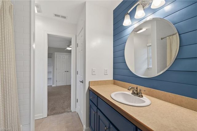 20527 Madison CT, Smithfield, VA 23430