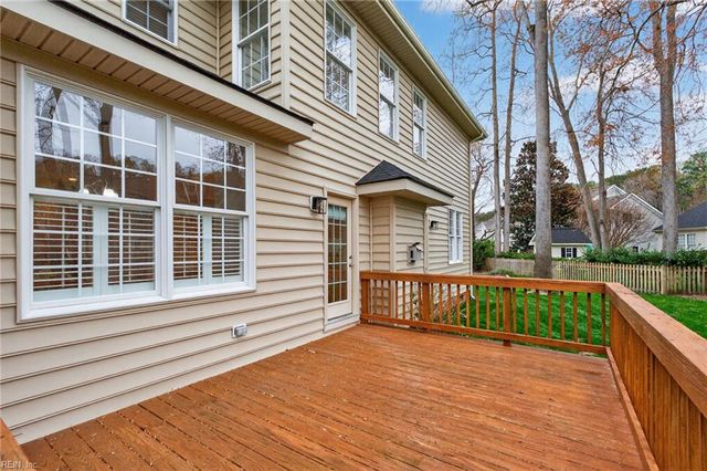 20527 Madison CT, Smithfield, VA 23430