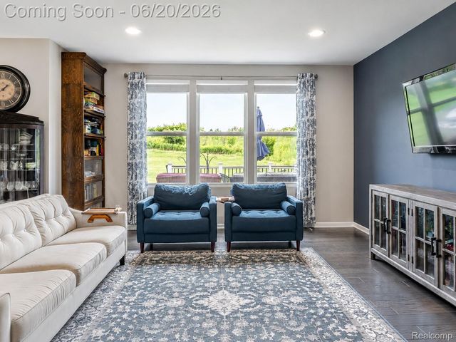 57896 Cider Mill Drive, Lyon Charter Township, MI 48165