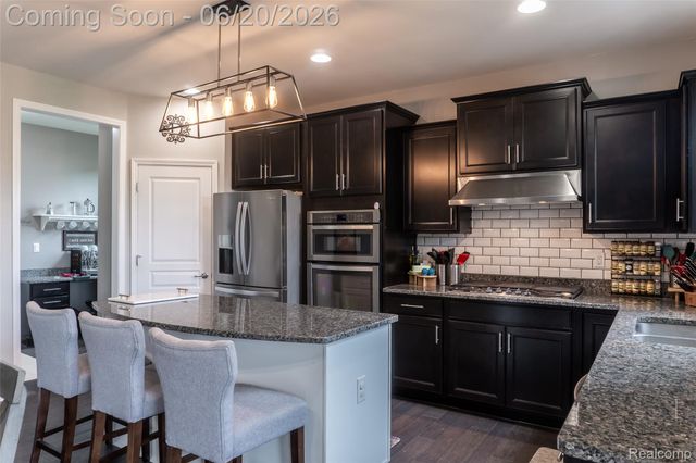 57896 Cider Mill Drive, Lyon Charter Township, MI 48165