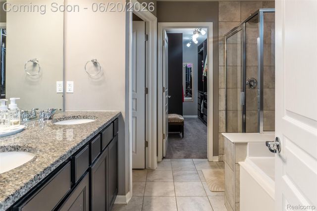 57896 Cider Mill Drive, Lyon Charter Township, MI 48165