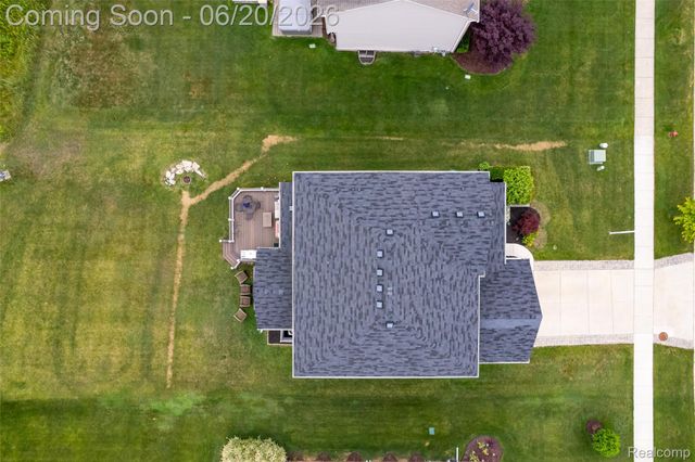 57896 Cider Mill Drive, Lyon Charter Township, MI 48165