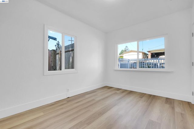 1467 Clay St, Hayward, CA 94541