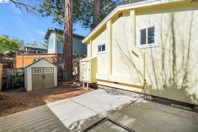 1467 Clay St, Hayward, CA 94541