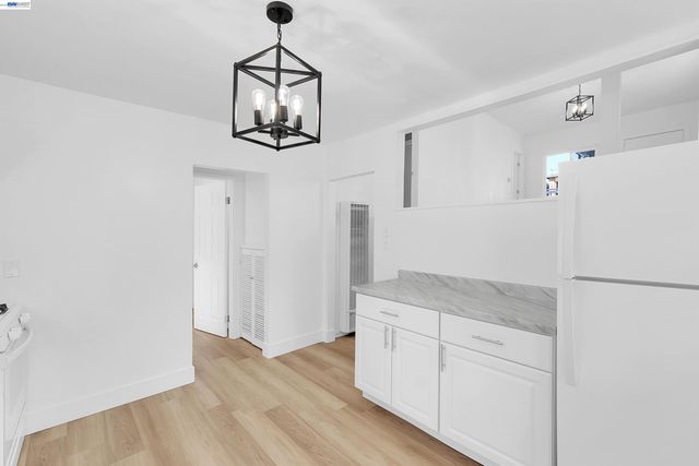 1467 Clay St, Hayward, CA 94541