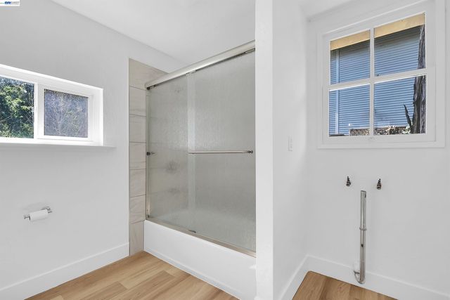 1467 Clay St, Hayward, CA 94541