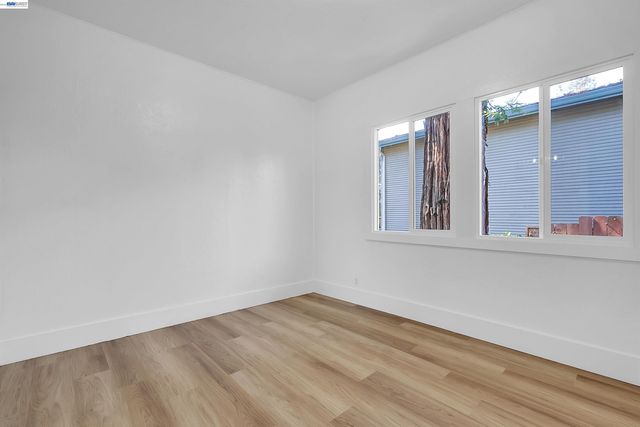 1467 Clay St, Hayward, CA 94541