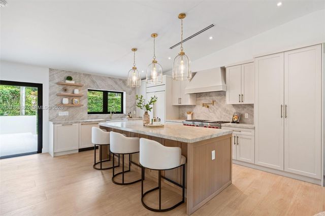 1431 Certosa Ave, Coral Gables, FL 33146