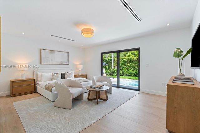 1431 Certosa Ave, Coral Gables, FL 33146