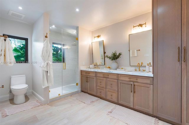 1431 Certosa Ave, Coral Gables, FL 33146