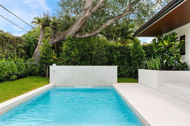 1431 Certosa Ave, Coral Gables, FL 33146
