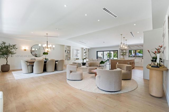 1431 Certosa Ave, Coral Gables, FL 33146