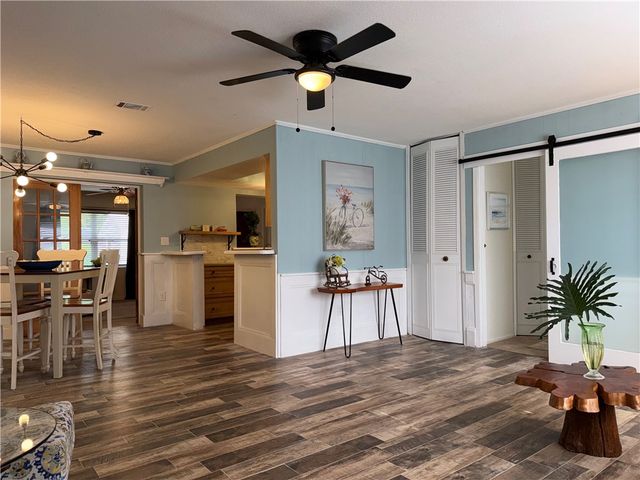 310 20th Avenue SW, Vero Beach, FL 32962