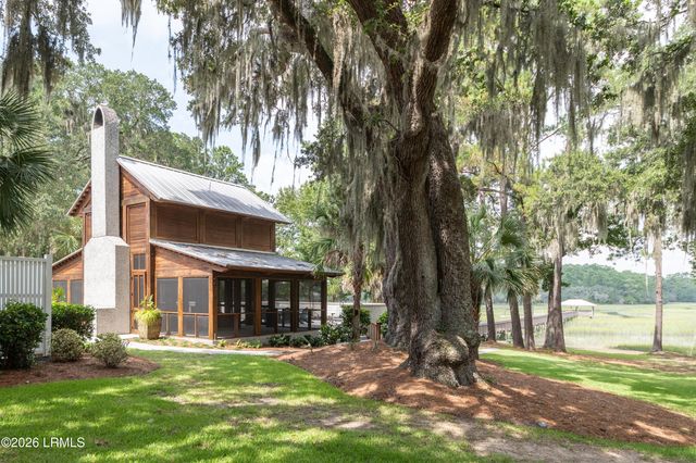 2702 Bluestem Drive, Beaufort, SC 29902