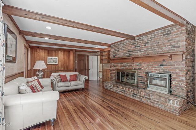 1205 Kimberly Drive, Raleigh, NC 27609