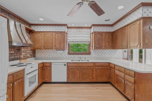 1205 Kimberly Drive, Raleigh, NC 27609