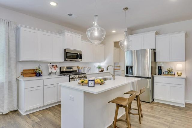 1215 Curlew Circle, Sumter, SC 29150